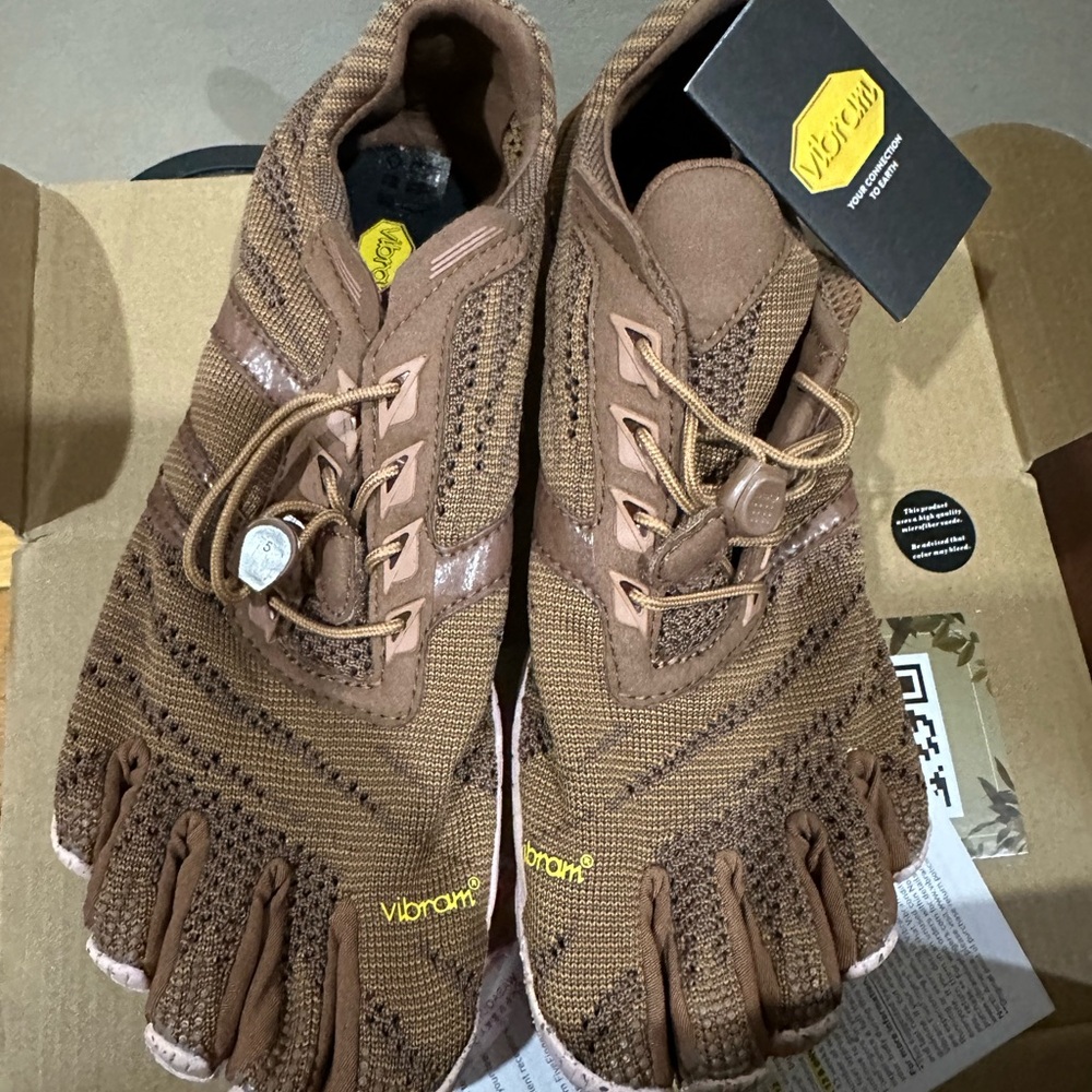 Vibram Brown Footwear